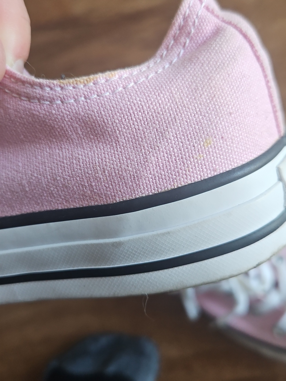 Pink Converse - Picture 9 of 9